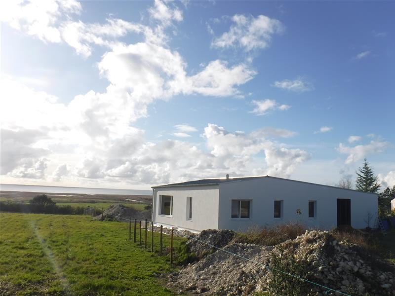 Ossature bois isolée en paille à Mortagne (17)